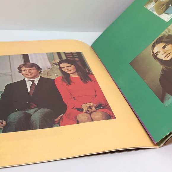 Vintage Movie Souvenir Program, LOVE STORY 1970, Ryan O’Neal, Ali MacGraw - Picture 3 of 4